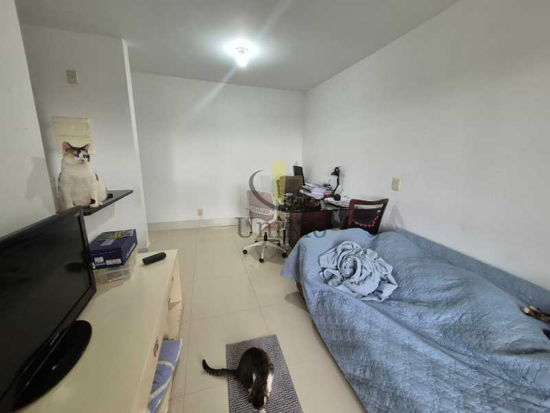 Conheça 8487fb7b-b214-4015-bbec-4a5502 do imóvel - Apartamento à venda Estrada dos Bandeirantes, Jacarepaguá, Rio de Janeiro - R$ 332.000 - FRAP22260 - 26 8487fb7b-b214-4015-bbec-4a5502 - 26