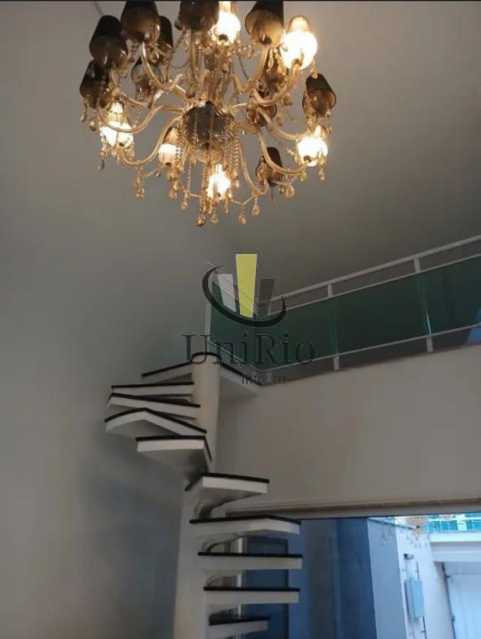 5294_G1737655361 - 16