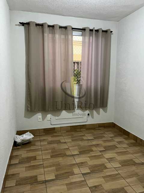 1000414558 - 7