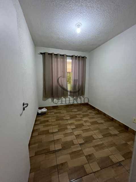 1000414559 - 8