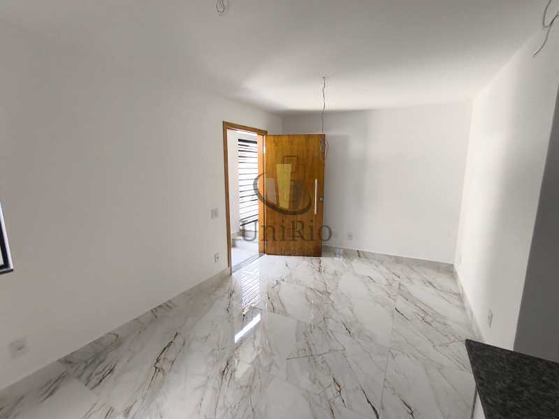 Conheça 1000455723 do imóvel - Casa em Condomínio 3 quartos à venda Taquara, Rio de Janeiro - R$ 450.000 - FRCN30219 - 4 1000455723 - 4