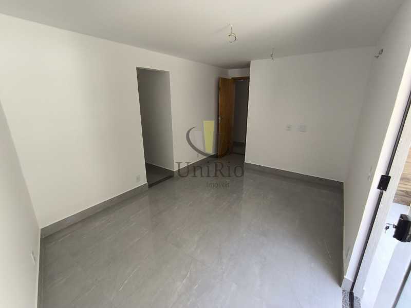 Conheça 1000455743 do imóvel - Casa em Condomínio 3 quartos à venda Taquara, Rio de Janeiro - R$ 450.000 - FRCN30219 - 13 1000455743 - 13