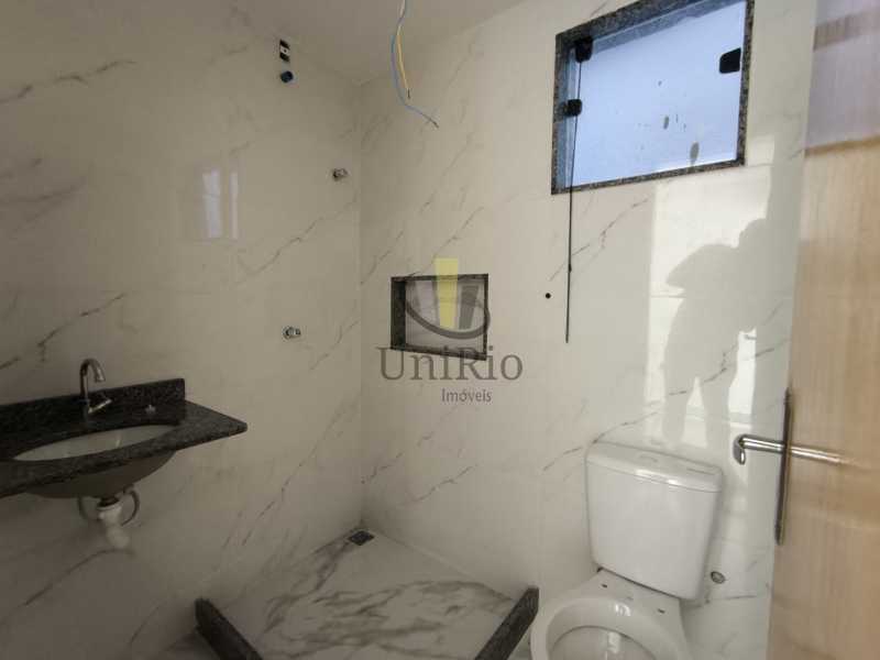 Conheça 1000455756 do imóvel - Casa em Condomínio 3 quartos à venda Taquara, Rio de Janeiro - R$ 450.000 - FRCN30219 - 19 1000455756 - 19