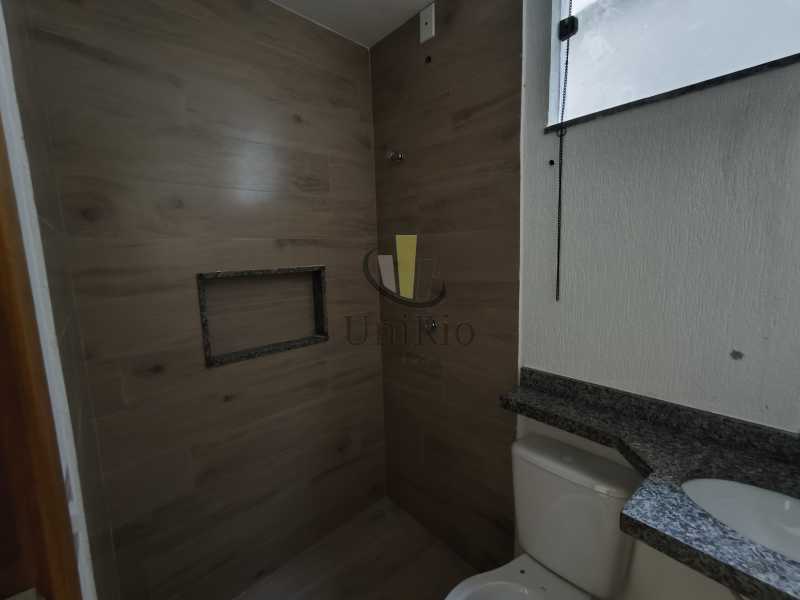 Conheça 1000455765 do imóvel - Casa em Condomínio 3 quartos à venda Taquara, Rio de Janeiro - R$ 450.000 - FRCN30219 - 24 1000455765 - 24