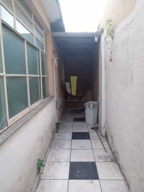 Conheça b27dd816-fc43-4c3b-ae2d-4c3db3 do imóvel - Casa 2 quartos à venda Bangu, Rio de Janeiro - R$ 270.000 - FRCA20046 - 20 b27dd816-fc43-4c3b-ae2d-4c3db3 - 20
