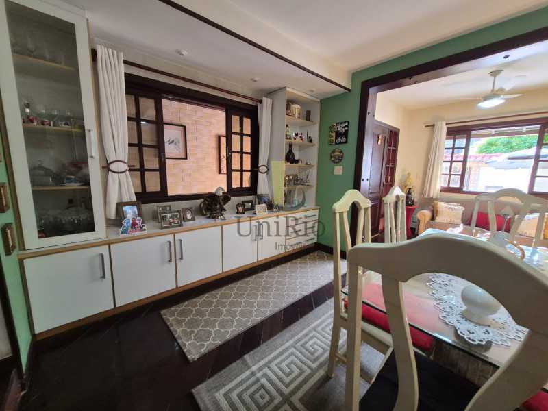 Conheça 876e0d66-e00c-41f2-9eb2-8be299 do imóvel - Casa em Condomínio 3 quartos à venda Freguesia (Jacarepaguá), Rio de Janeiro - R$ 650.000 - FRCN30227 - 3 876e0d66-e00c-41f2-9eb2-8be299 - 3