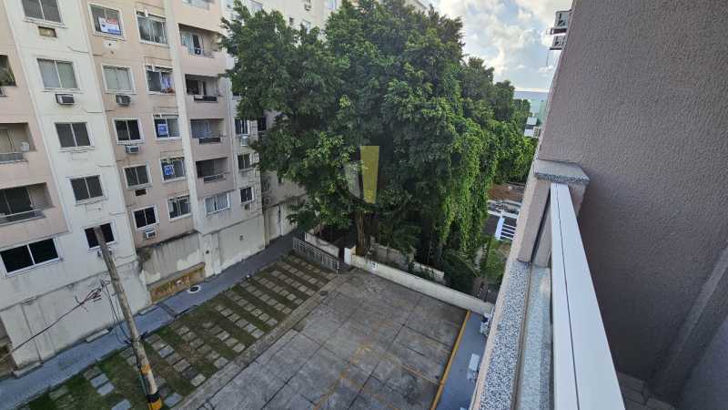6a0321cf-ba37-43d1-b89f-de3ebd - 23