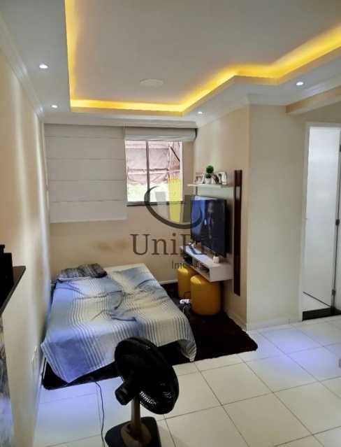 5843_G1747246567 - 12