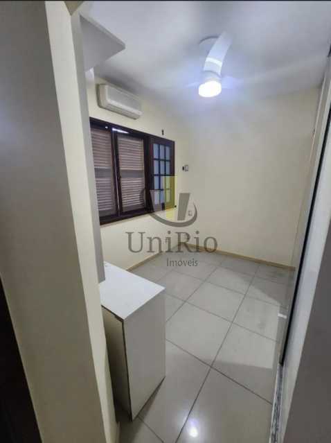 Conheça 4dadbdfa-9cb4-4dbd-8858-27f639 do imóvel - Casa em Condomínio 4 quartos à venda Freguesia (Jacarepaguá), Rio de Janeiro - R$ 924.000 - FRCN40124 - 17 4dadbdfa-9cb4-4dbd-8858-27f639 - 17