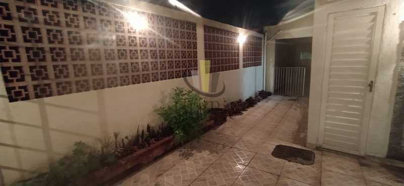 Conheça 1000000412 do imóvel - Casa 3 quartos à venda Santíssimo, Rio de Janeiro - R$ 195.000 - BGCA30156 - 30 1000000412 - 30