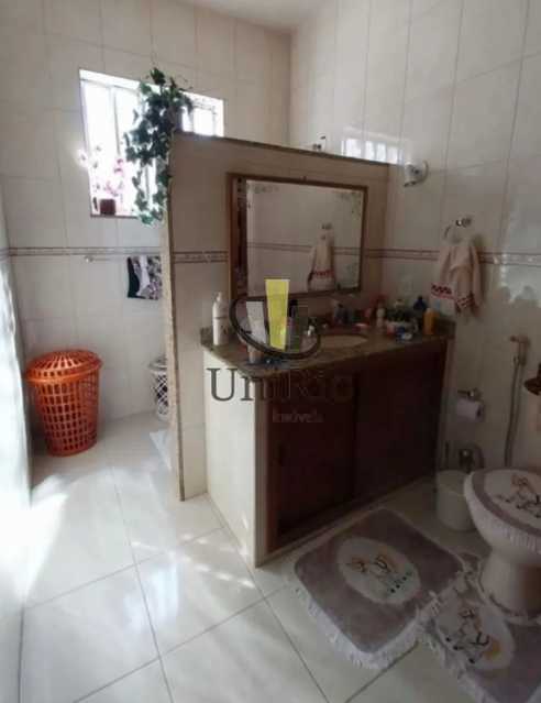 6006_G1750439144 - 23