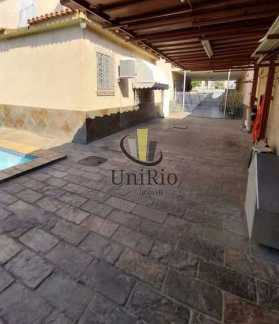 6006_G1750439155 - 26