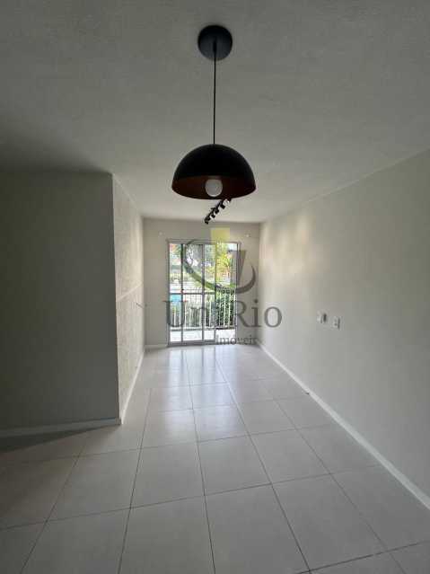 Conheça Imagem do WhatsApp de 2025-06- do imóvel - Apartamento 2 quartos à venda Taquara, Rio de Janeiro - R$ 209.000 - FRAP22513 - 4 Imagem do WhatsApp de 2025-06- - 4