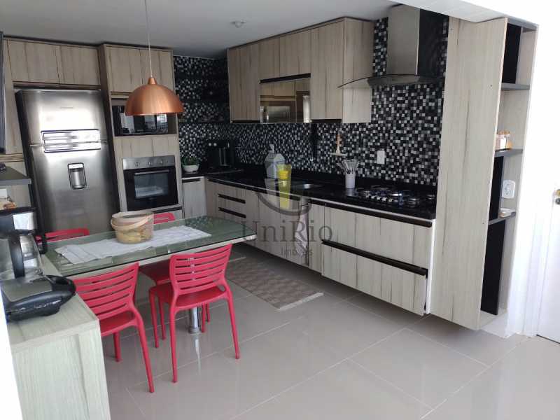Conheça 8 do imóvel - Cobertura 3 quartos à venda Freguesia (Jacarepaguá), Rio de Janeiro - R$ 975.000 - FRCO30144 - 7 8 - 7