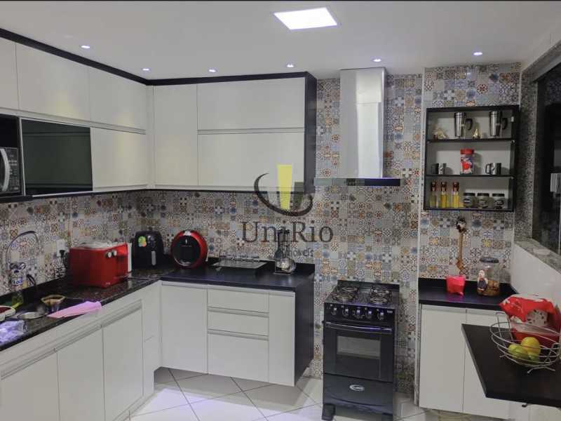 6146_G1753120144 - 16