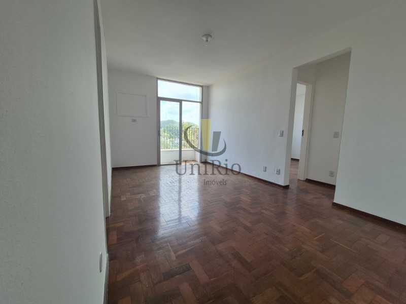 dca6cdb5-281d-43e4-951d-2acd67 - 3