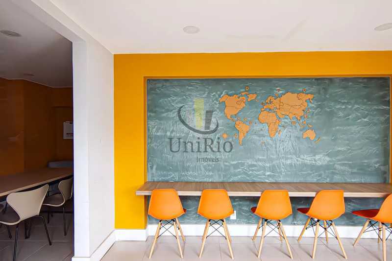 original894772555-715.12891394 - 21