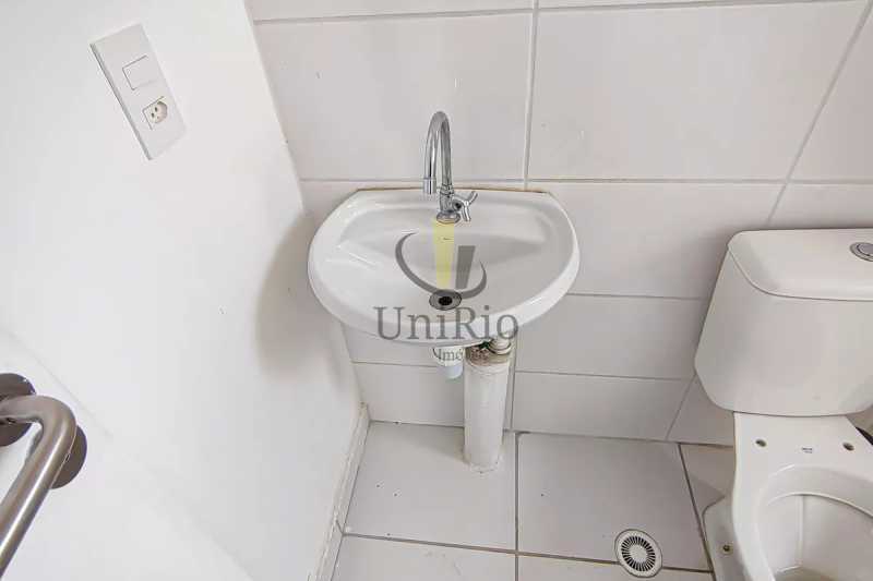 original894772555-630.12093769 - 15