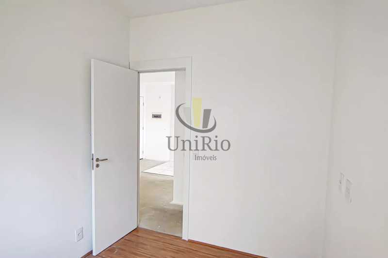 original894772555-370.82926818 - 12