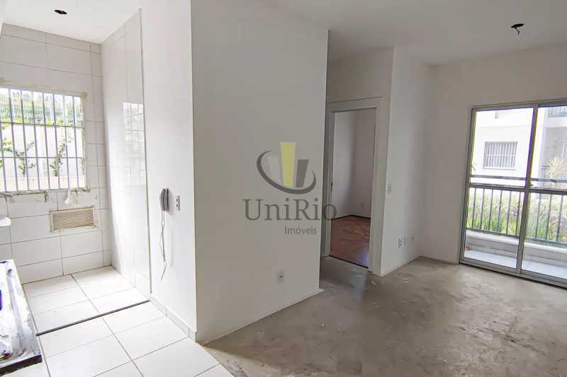 original894772555-701.07909186 - 5