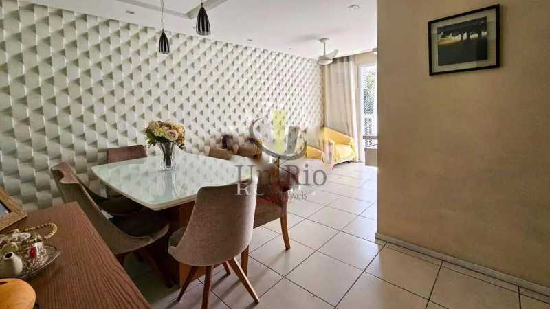 c4cad3e1-304e-4832-b5a1-90c2fe - 3