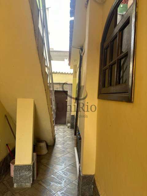 PHOTO-2025-10-06-11-00-20 - 5