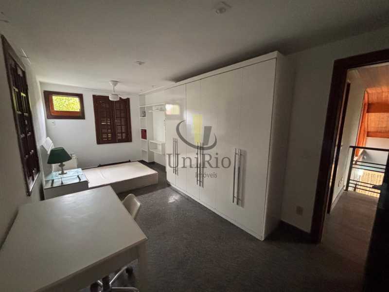 a7ab07e6-1052-42a6-bc76-805a27 - 15