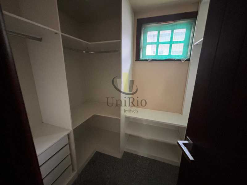 deab73e8-7d5a-4b74-a489-cee374 - 12