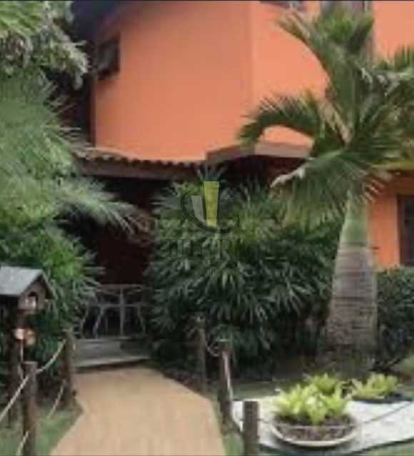 ae7706af-0498-4527-aa5d-950fb7 - 5