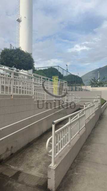 883db534-b39f-4084-a702-4b8a09 - 18