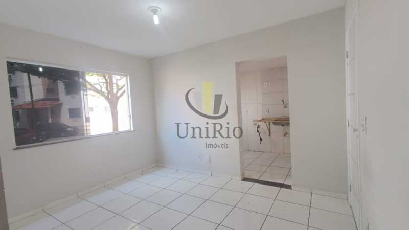 ec5bb1f6-4071-4409-bd4b-270846 - 1