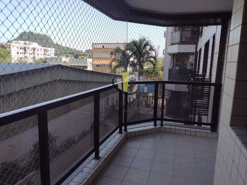 2834_G1680028991 - 1