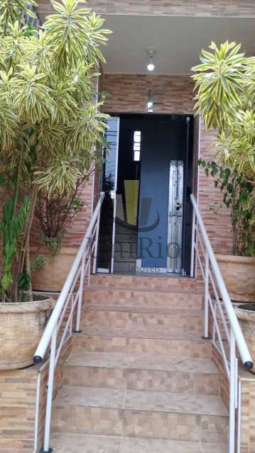 4b8e3700-f2be-48a4-8994-b2a5f7 - 17