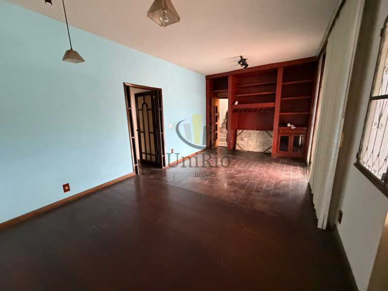 7f7ce07d-2627-4f71-a362-34a571 - 11