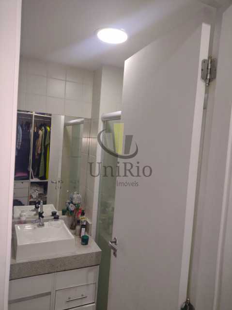 e2b20f96-4042-476b-a8b5-694962 - 8