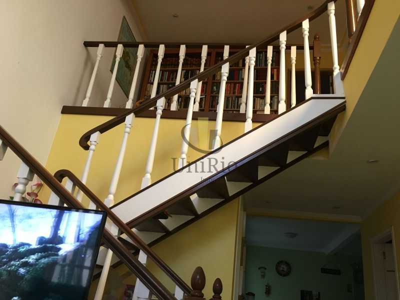 b947b171-3599-4a34-9a7c-4a06ba - 10