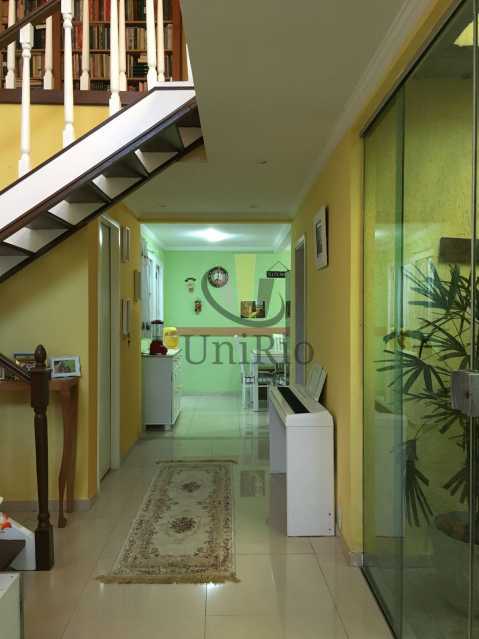 ae3033d1-3c9a-4f09-841e-6cb45c - 5