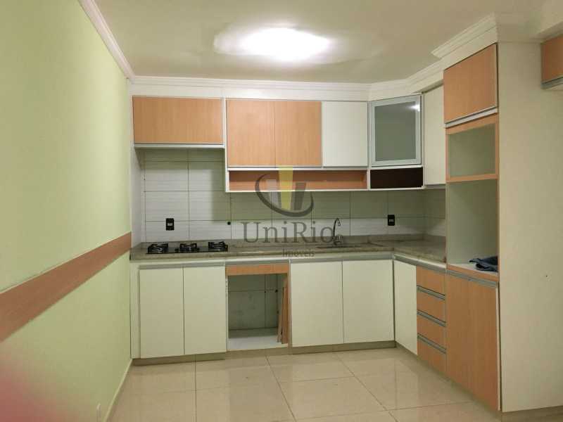 2f11d4e2-7e68-46e0-b433-7e18d5 - 8