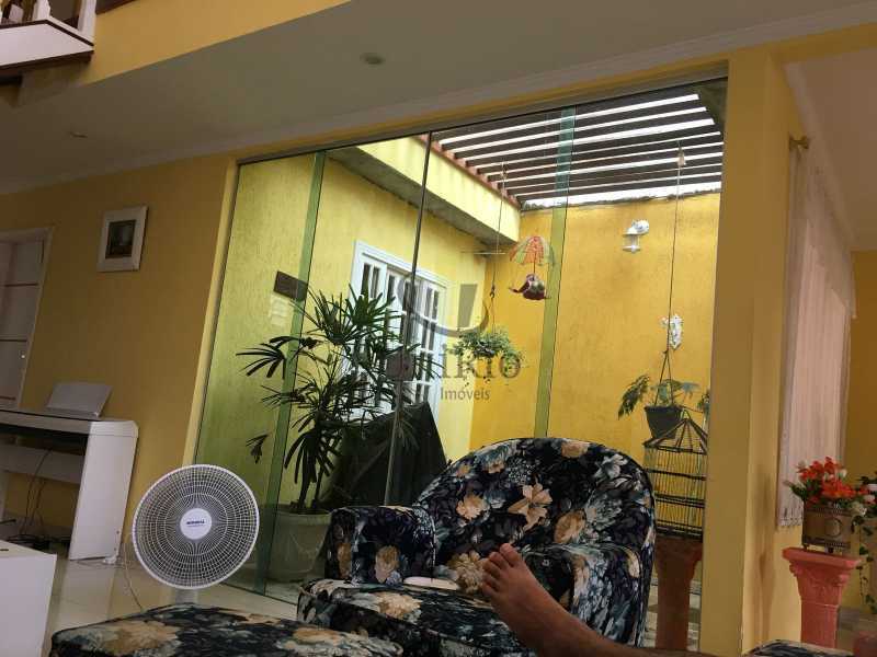 a0aa11fc-bddd-4d3a-90bc-7f9d46 - 12