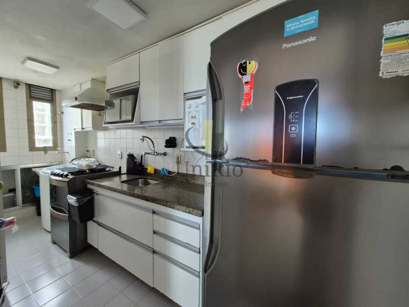 8b64b13e-48c3-4ab2-bd75-a1a724 - 19