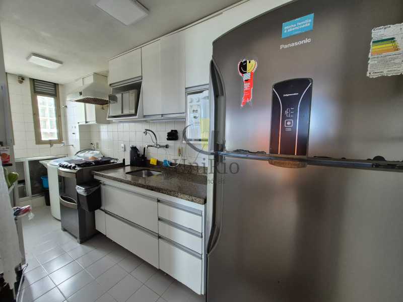 b08ce287-24ba-44c9-b14b-eebd81 - 20