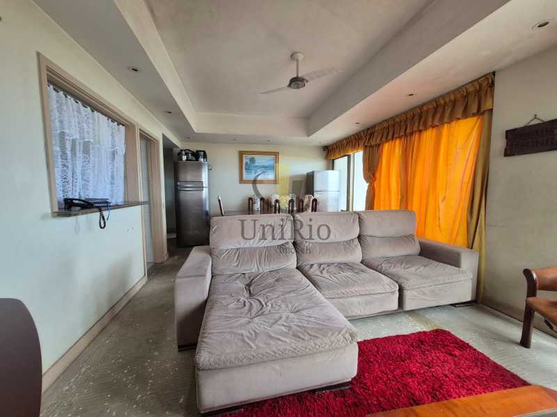 f1927edd-01a4-4e2d-bc49-70a25c - 17