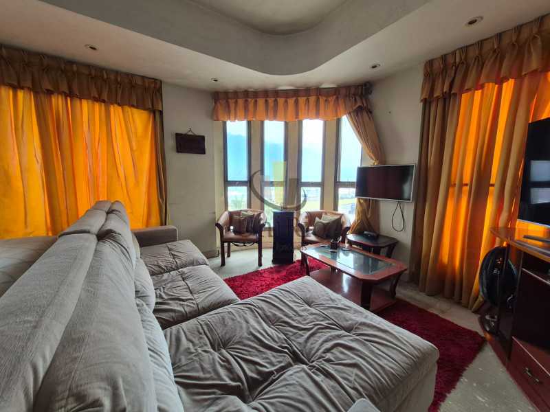 3e4d4bd8-90a2-40c0-9b5b-6cae87 - 16