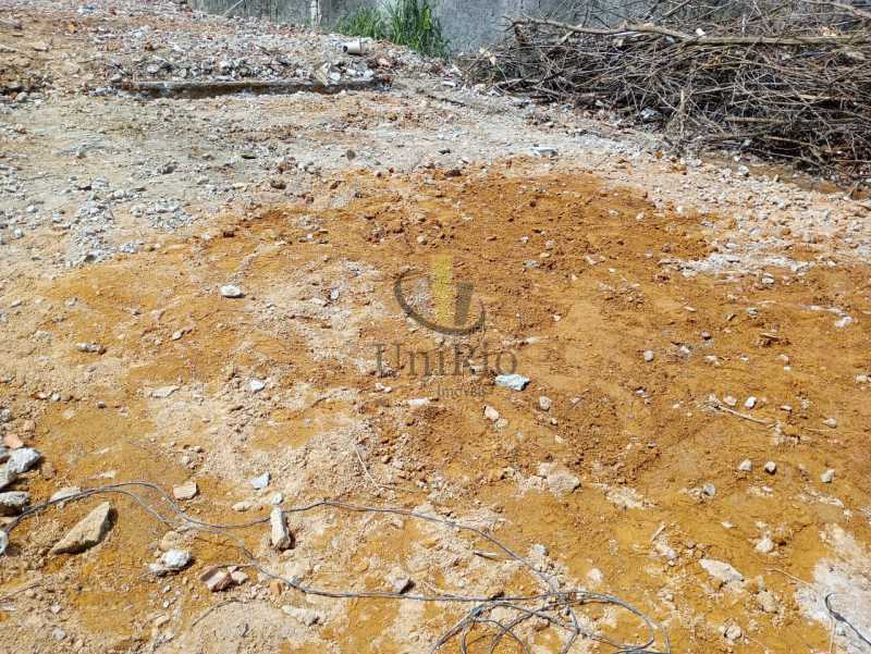 597b7b2a-f41c-467f-b1b8-9d65e0 - 8