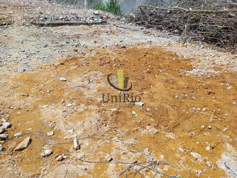 6588_G1763404310 - 11