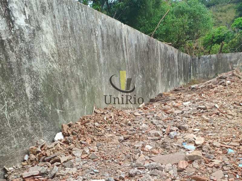 6588_G1763404291 - 12