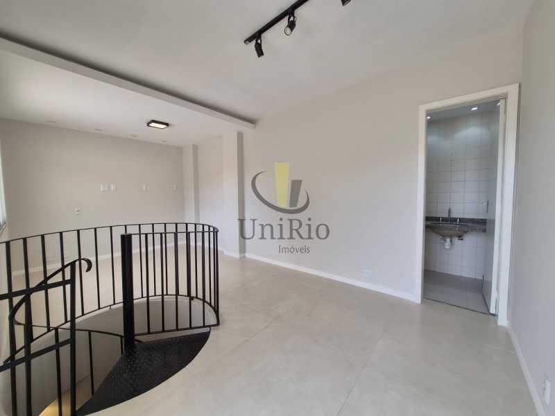 44fb5745-4925-4c37-a4b9-696c65 - 9