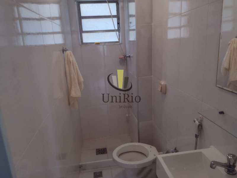 1790_G1632747103 - 7