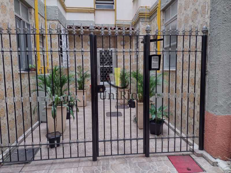 1790_G1632747106 - 15