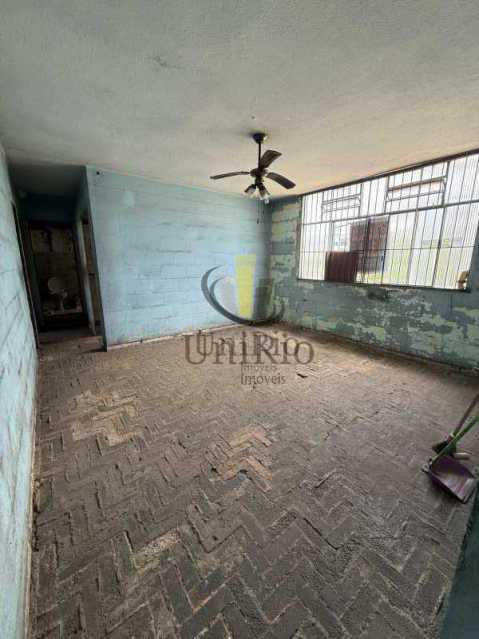 6617_G1764182179 - 18